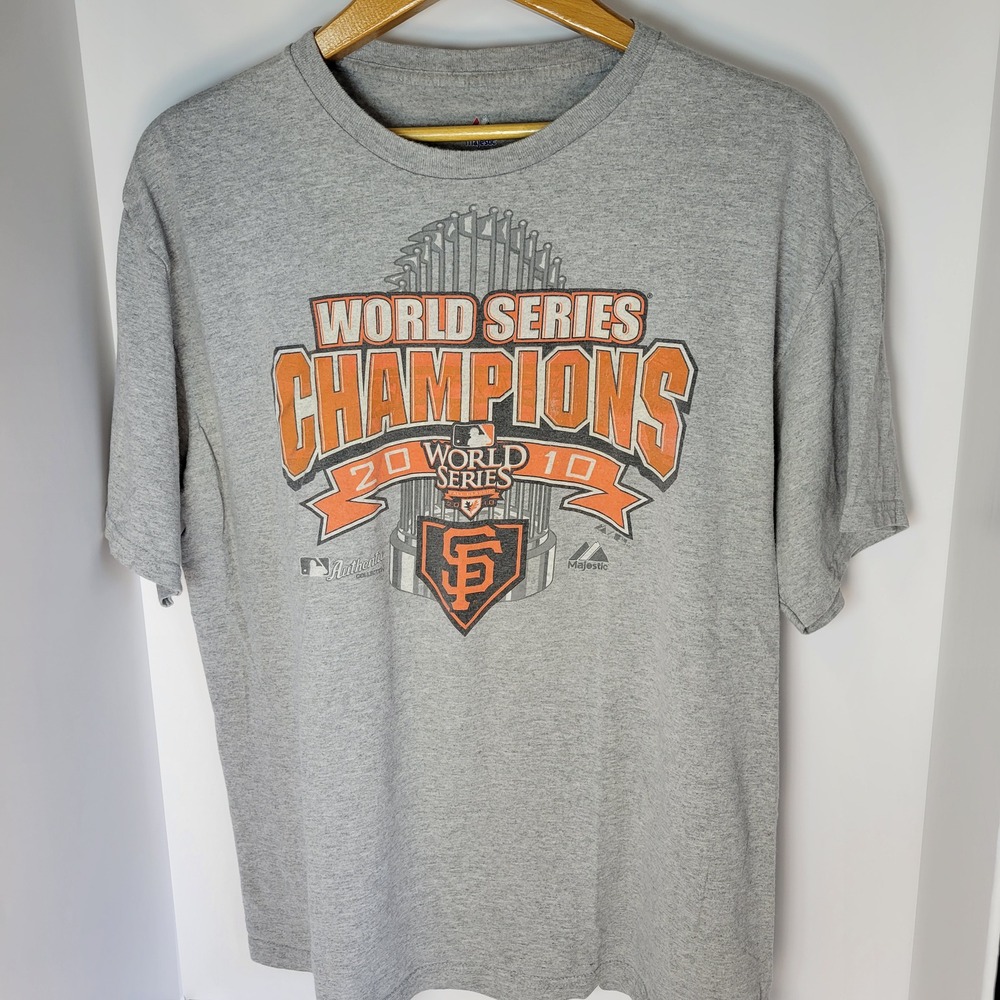 Majestic San Francisco Giants 2010 World Series Champions Gray T-Shirt Mens L
